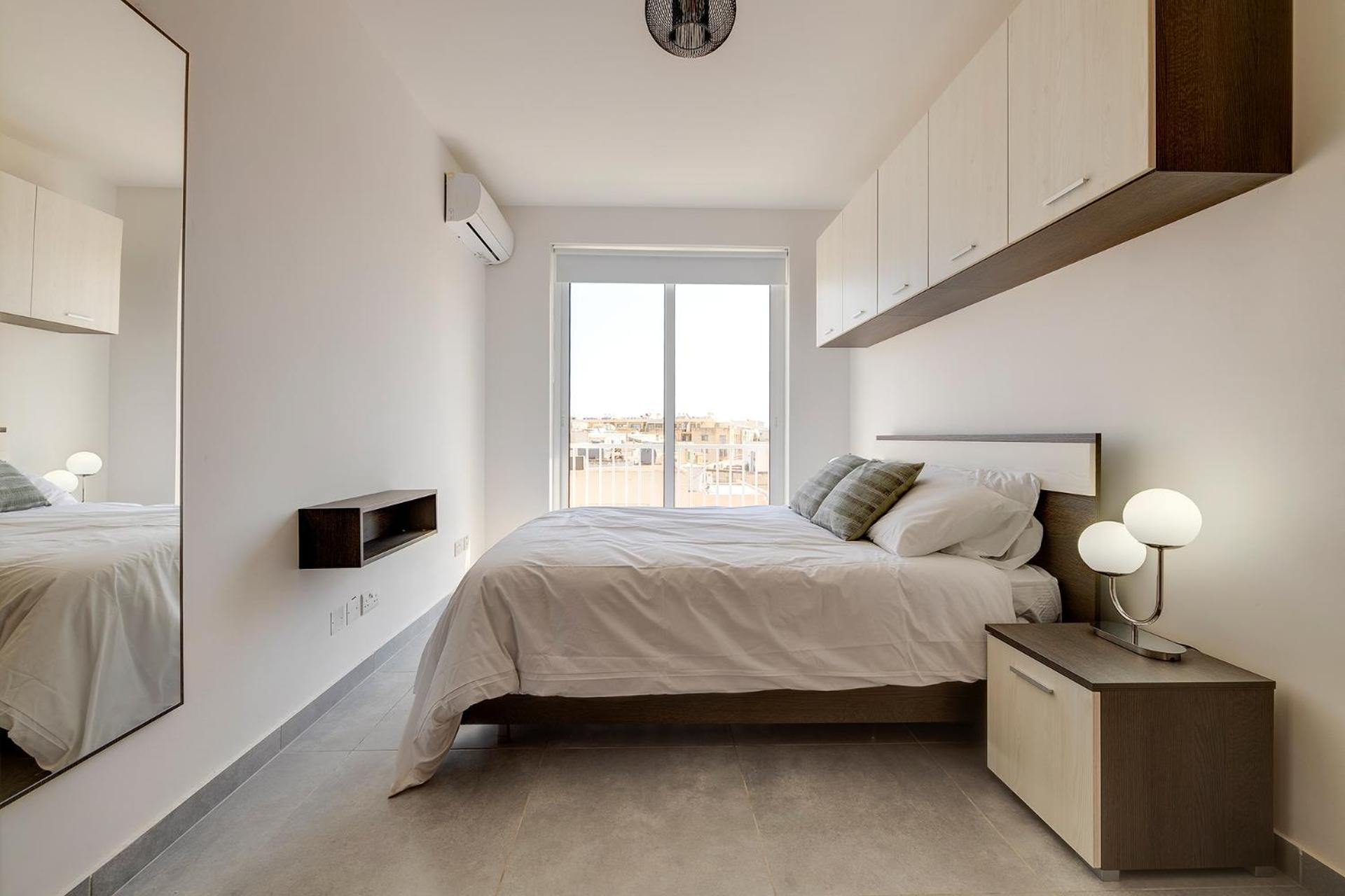 Stunning 2Br Holiday Penthouse In Central Sliema Kültér fotó