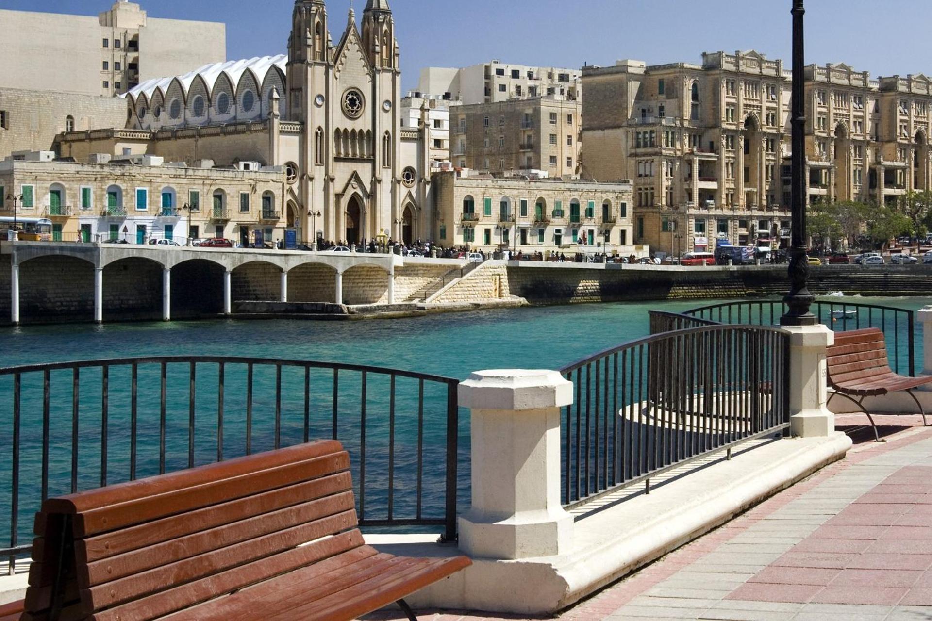 Stunning 2Br Holiday Penthouse In Central Sliema Kültér fotó